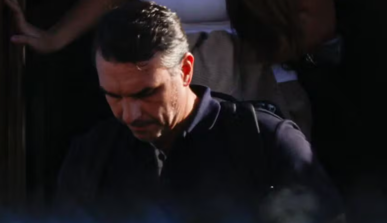 PF suspeita que Flávio Bolsonaro tenha entrado na Argentina por outro caminho