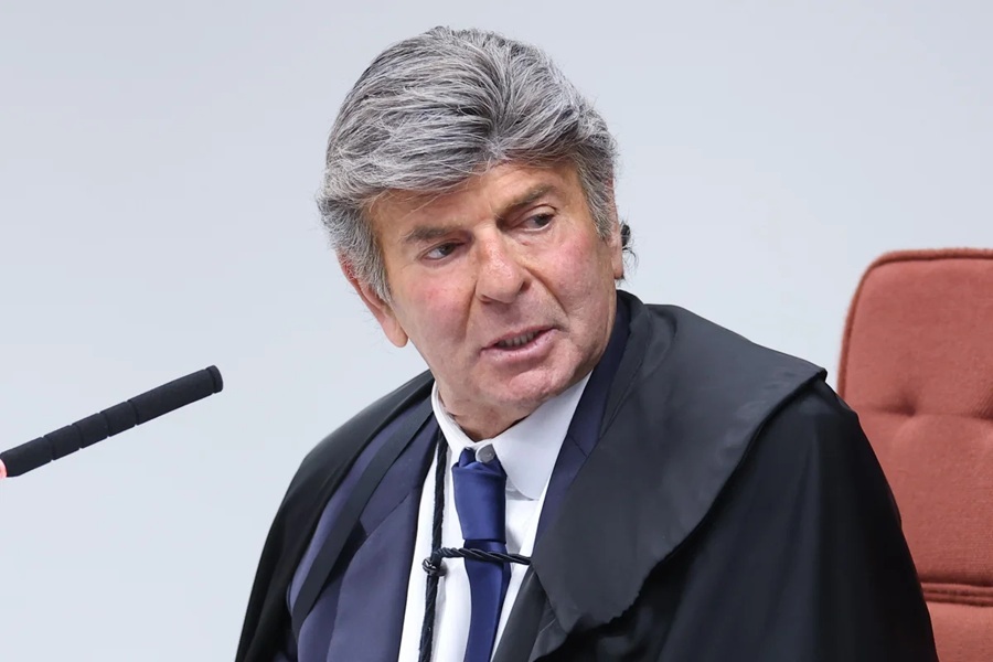 Fux determina que STF libere acesso a inquéritos sobre Bolsonaro e aliados