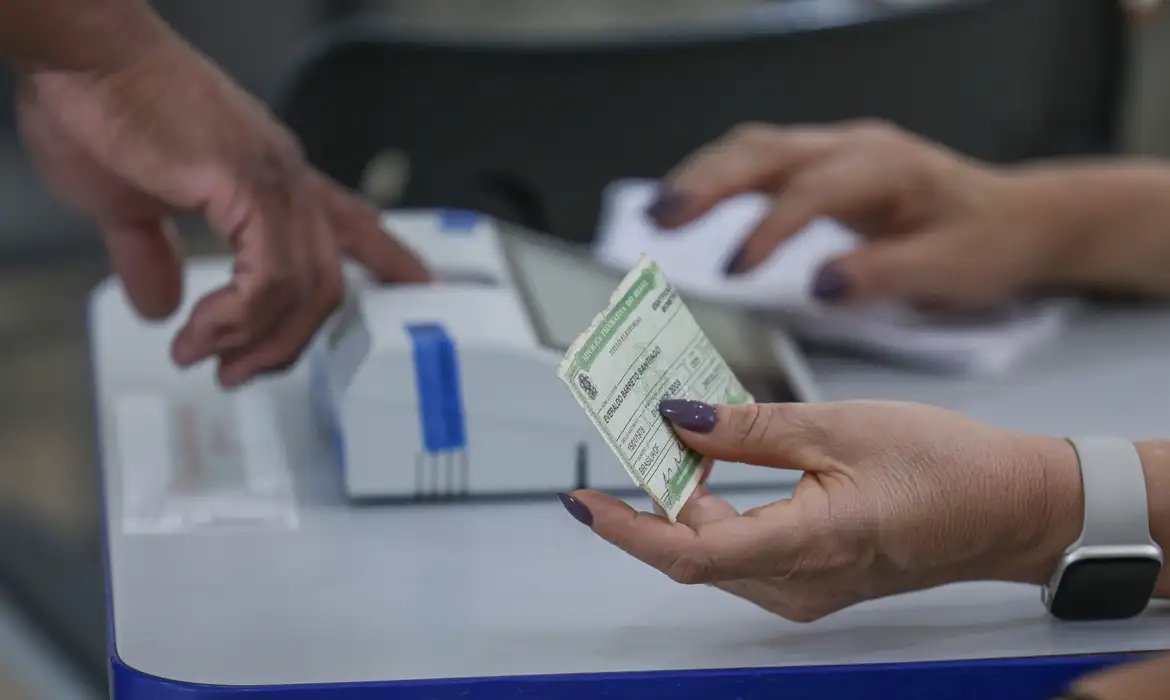 URGENTE: Prorrogação determinada por Zanin abre possibilidade de pedido para anular 2º turno, diz professor da FGV