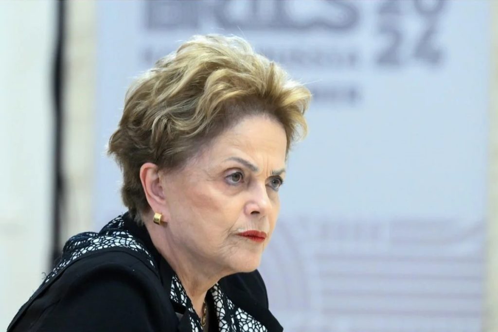 Governo fixa pagamento mensal de R$ 17,5 mil a Dilma Rousseff